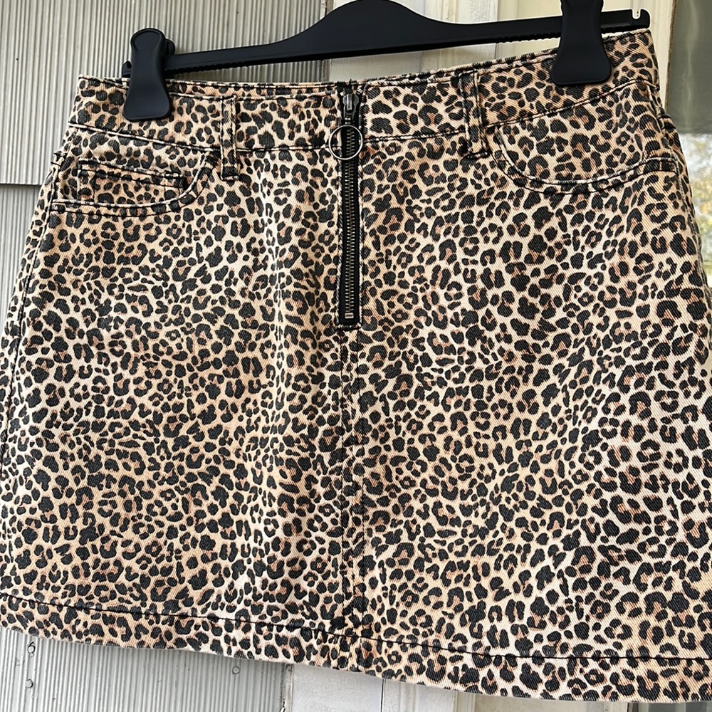 Leopard print mini skirt size large retro vintage